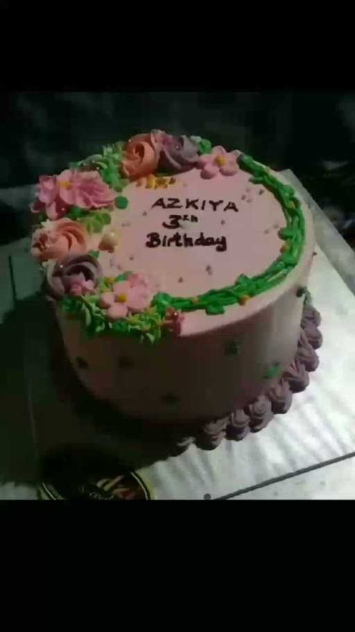 Kadzi Cake 3