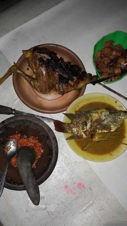 Warung Mendoan Bu Sadiah 1