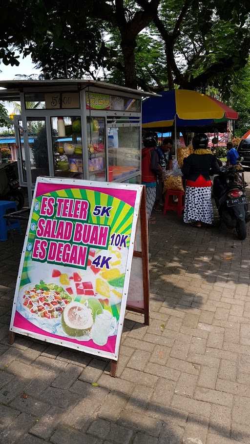 Es Teler Dan Salad Buah 6