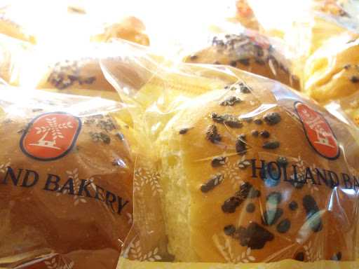 Holland Bakery 4