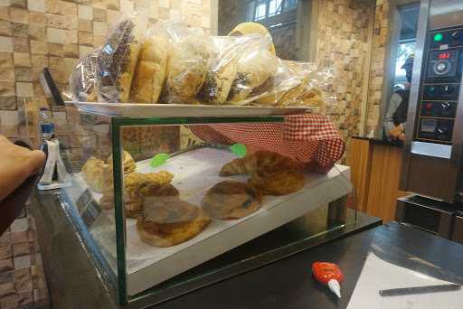 Roti'O Stasiun Pasar Senen 2