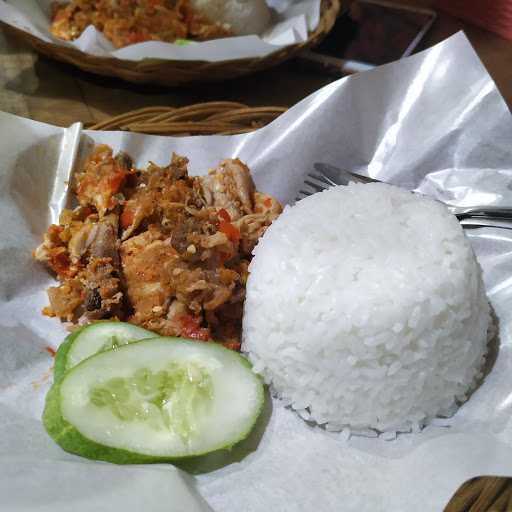 Ayam Geprek Hara Chicken 5