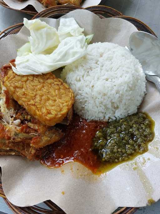 Ayam Penyet Sambel Ijo 1