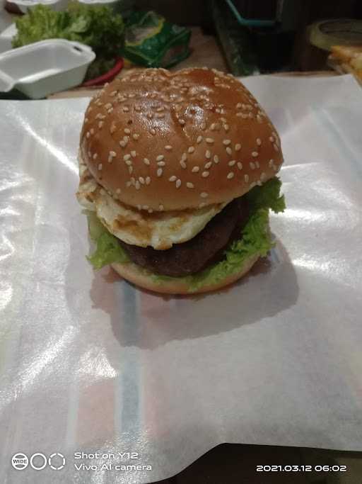 Burger Malik 2