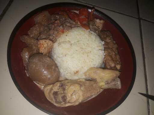 Gudeg Jogja Dan Sop Iga Merapi 6