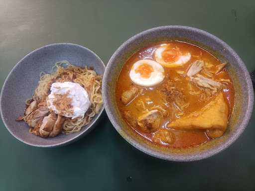 Kedai Mie Tjap Chili, Salemba 9