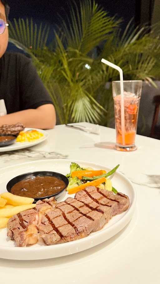 Kedai Steak Nusantara Menteng Matraman 6