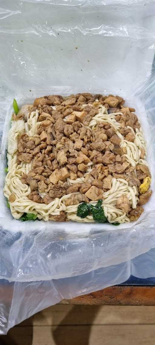 Mie Ayam Pangsit Kramat Soka 10