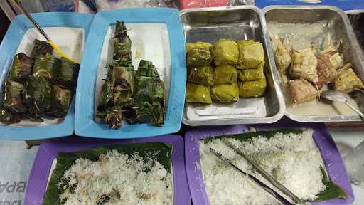 Nasi Kapau Uni Upik 8