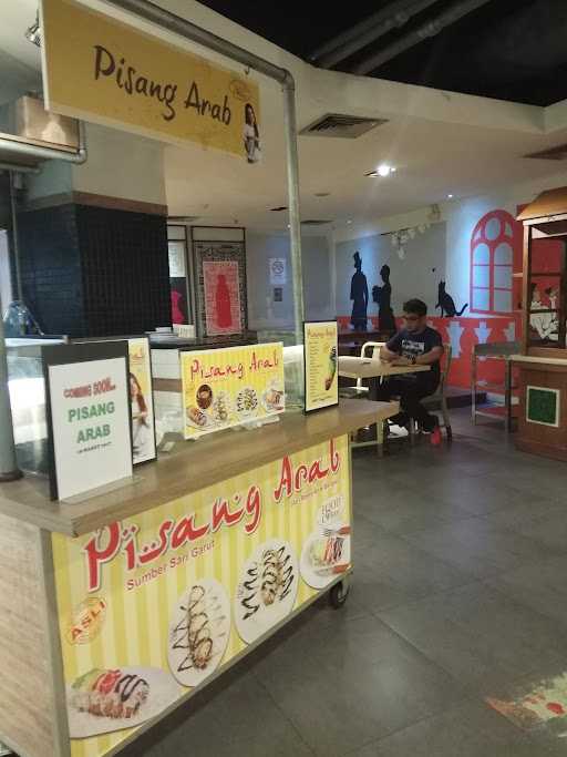 Pisang Arab Plaza Atrium 6