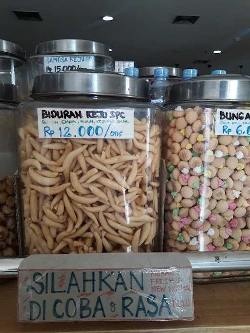 Snack Goyang Lidah 2