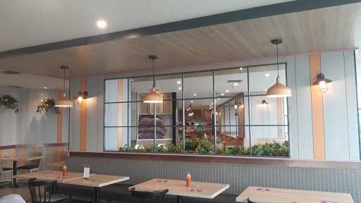 Solaria - Plaza Atrium 6