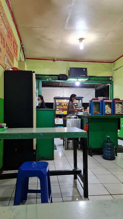 Soto Betawi Babe Iing Pramuka 7