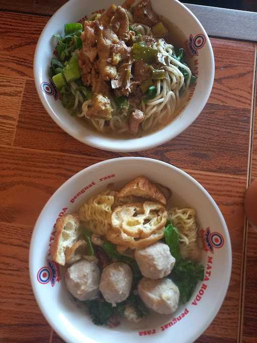 Bakso & Mie Ayam Pak Tiyo 2