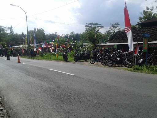 Mie Ayam Dan Bakso Mas Tri 9