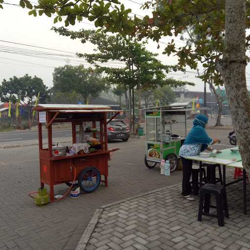 Soto Sapi Mbah Sum (Daging, Babat, Kikil) 6