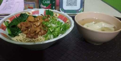 Mie Ayam Dan Bakso Sapi Annur 7