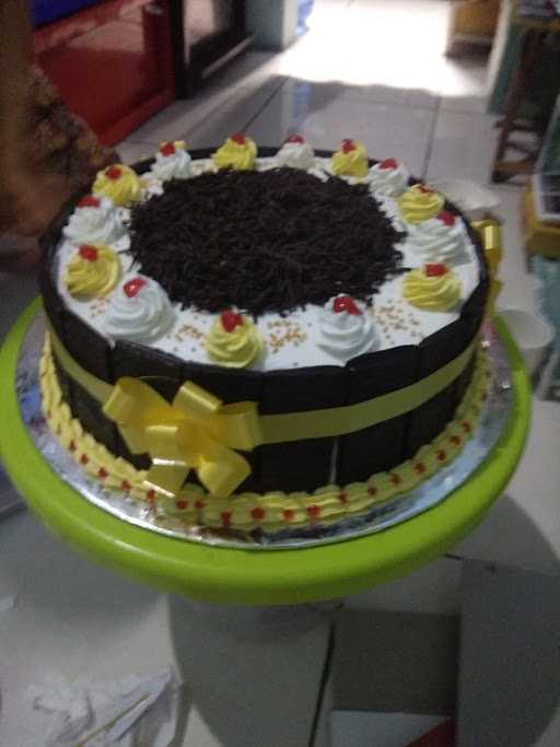 Ananda Cake 8