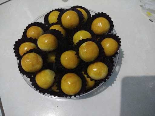 Ananda Cake 4