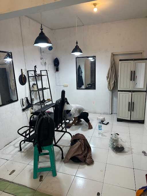 Barbershop Temen Lebak Wangi 1