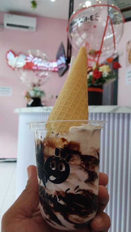 Makasi E Ice Cream & Coffee 3