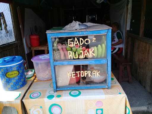 Warung Gado-Gado Ibu Aas 1