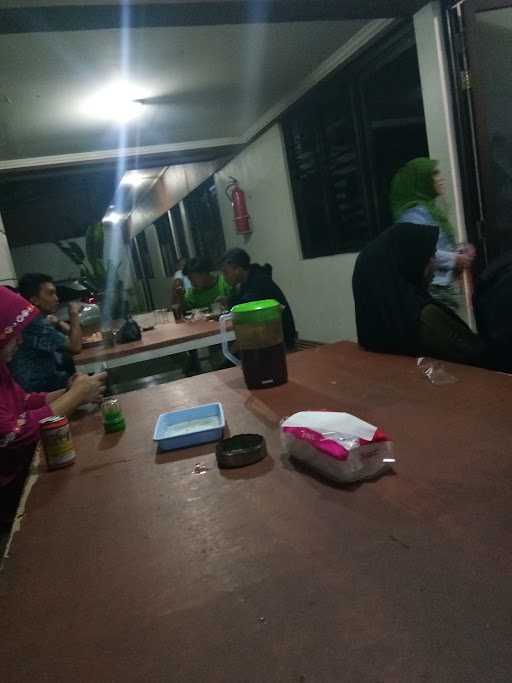 Warung Nasi Jagal Ibu Muryati 3