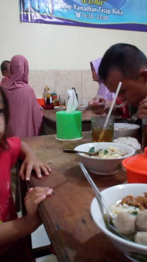 Bakso Wisnu 10