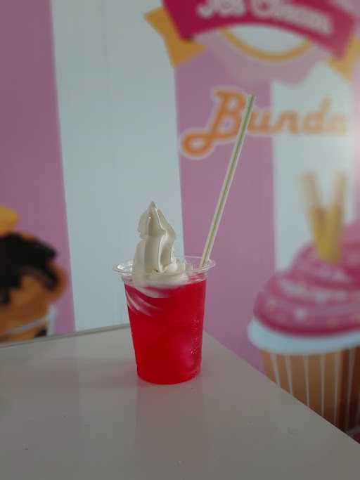 Ice Cream Bunda 3