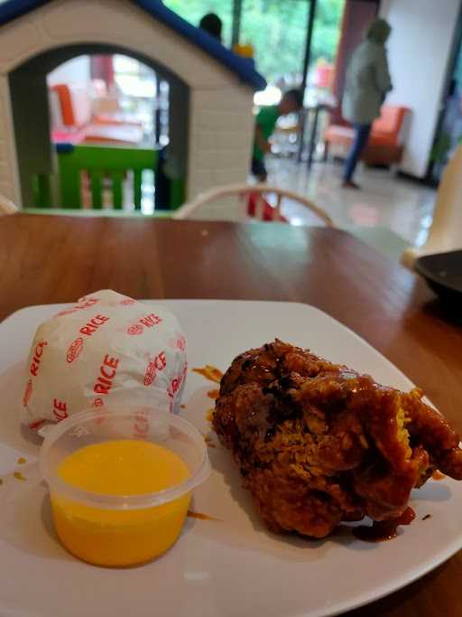 Labbaik Chicken Bhayangkara 8