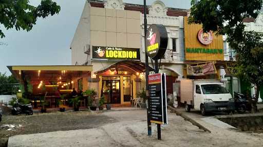 Lockdion Cafe & Resto Cikarang 1