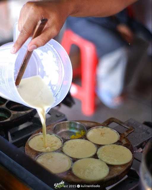 Kue Lumpur Bakar Shekinah Solo 8