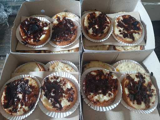 Kue Lumpur Bakar Shekinah Solo 10