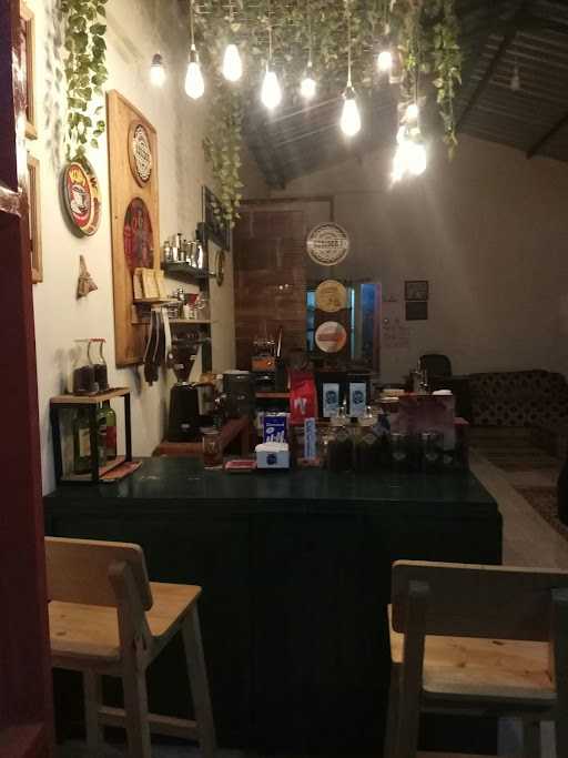 Kedai Kopi Koridor 10