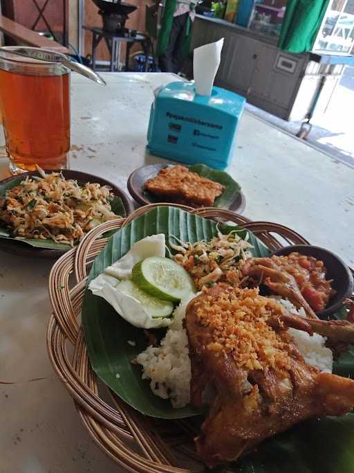 Ayam Goreng Yaya Fatimah 2