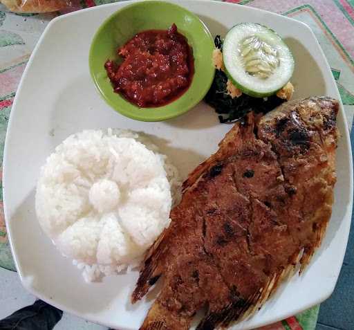 Ayam Panggang Klaten Gajah Mada 9