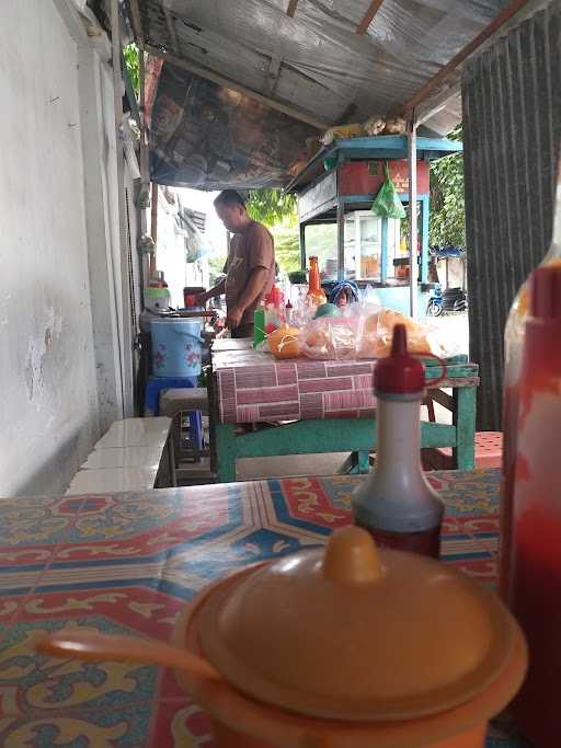 Bakso & Mie Ayam Khoiru 4