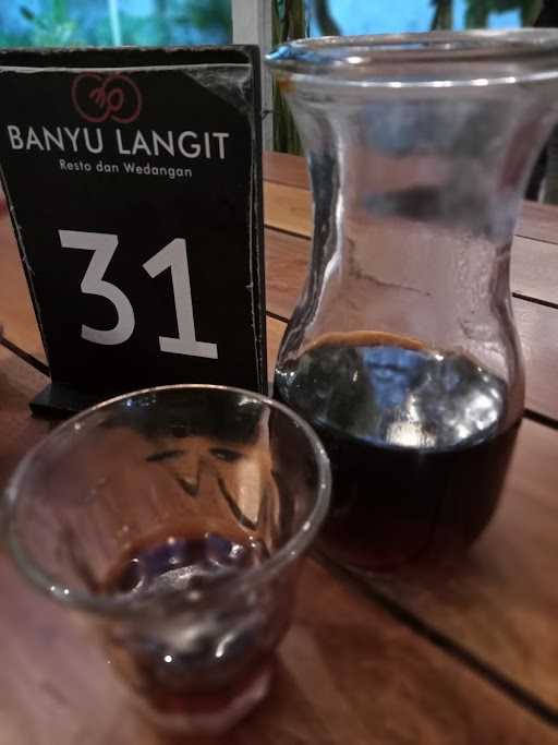 Banyu Langit Resto Dan Wedangan 1