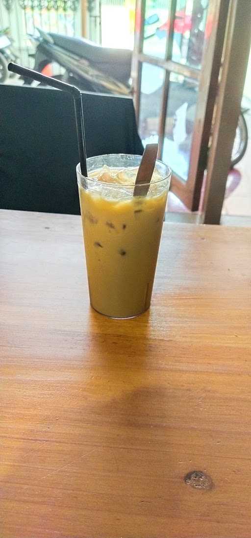 Eseme Kopitiam 1