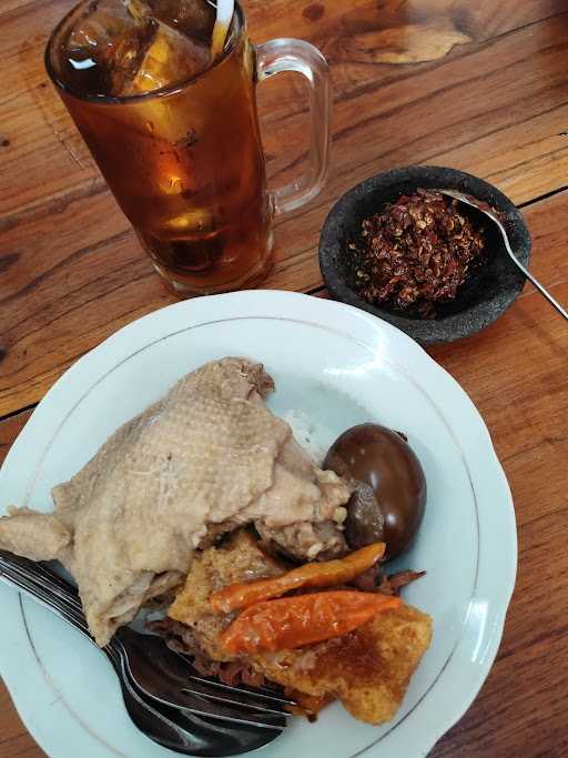 Gudeg Mbak Yus & Ketanusantara 8