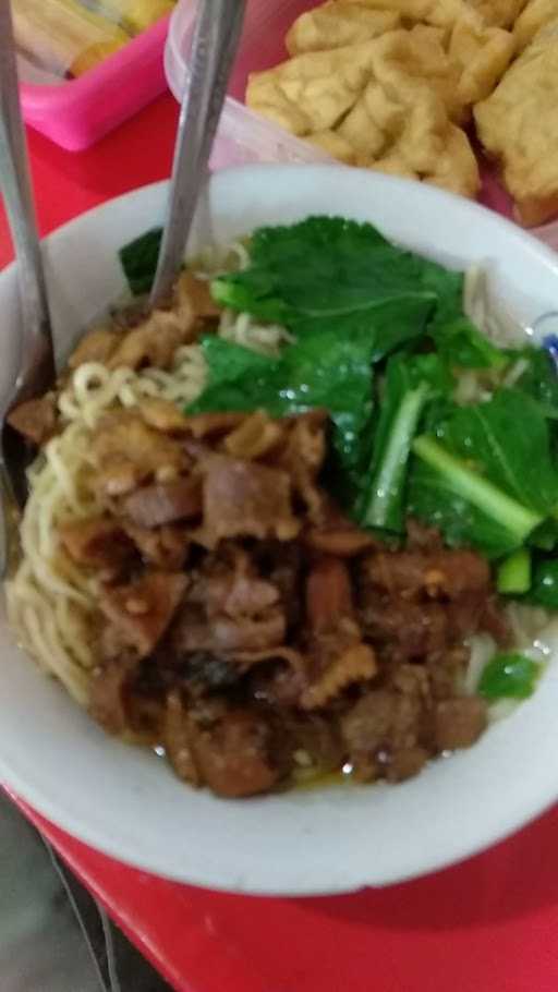 Mie Ayam Dan Bakso Favorit Pak Sam 9