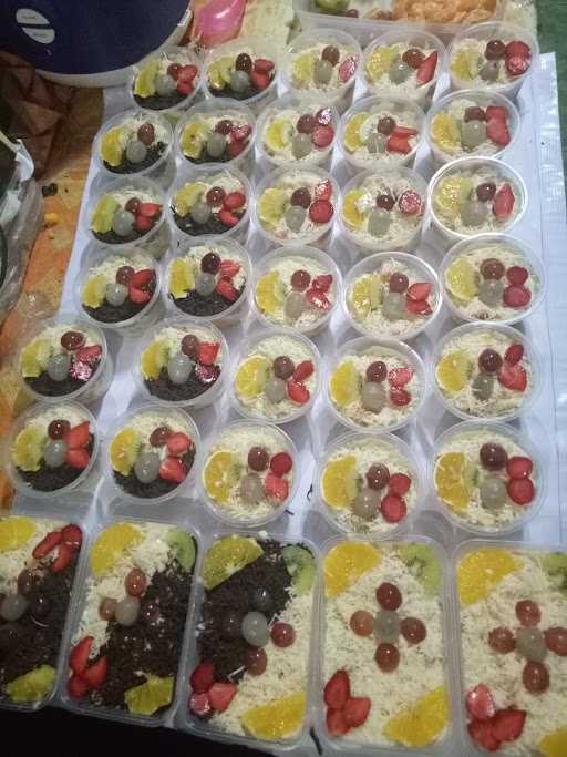 Salad Buah Almeera 3