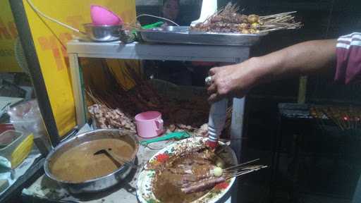 Sate Ayam Pak Tari 8