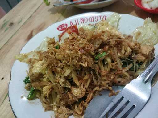 Selat Notosuman Bu Haryati 5