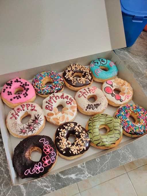 Ma&Mi Donut Dan Bakery 5