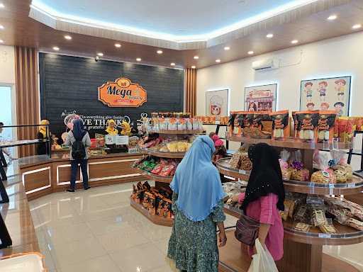 Mega Bakery - Kencana Loka 8