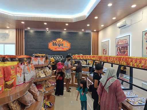 Mega Bakery - Kencana Loka 4