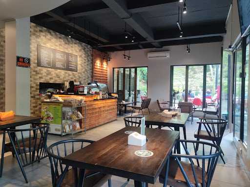 Bahasa Alam - Back To Nature Cafe Bsd City 7