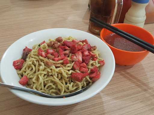 Bakmi Medan Kebon Jahe 4