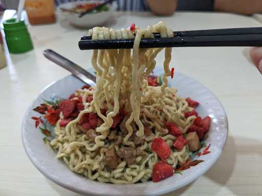 Bakmi Medan Kebon Jahe 8